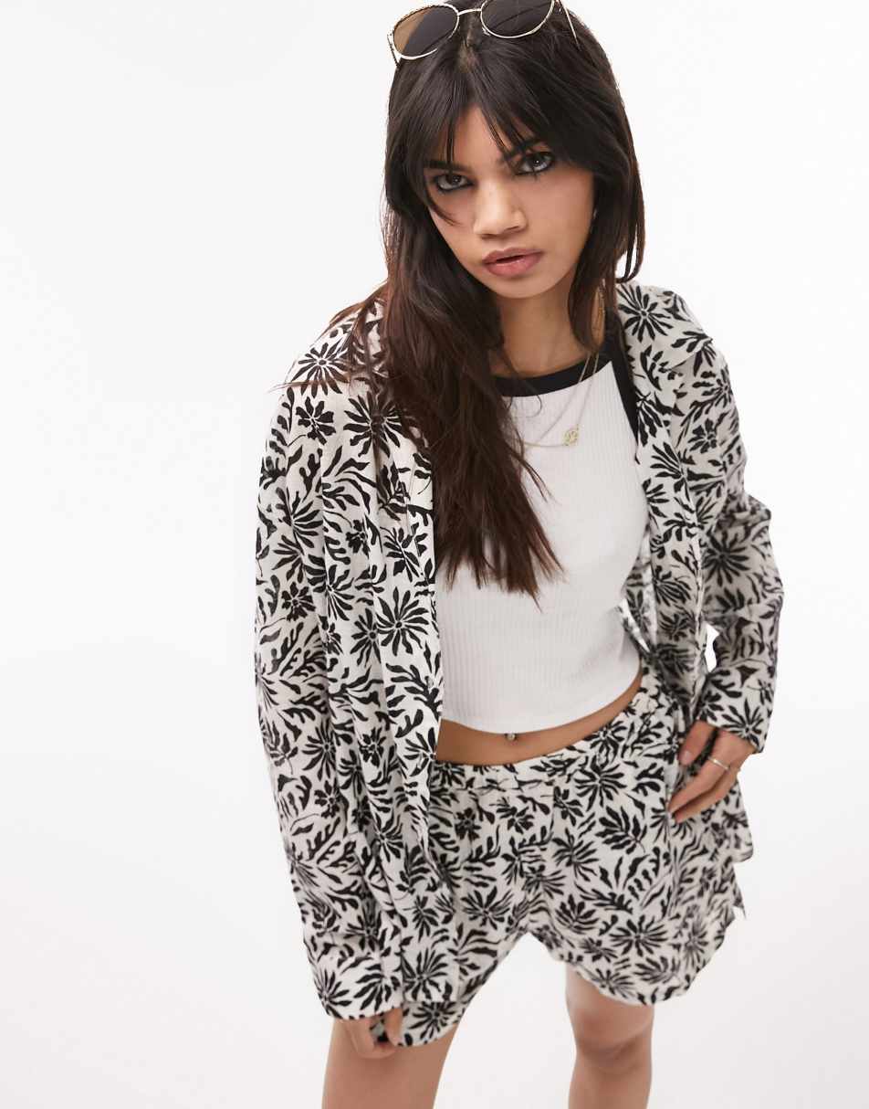Topshop abstract floral print shirt and short beach resort set in mono