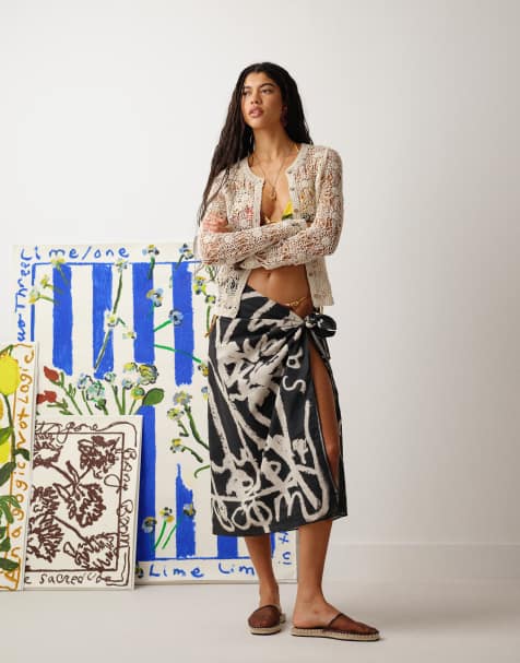 Topshop abstract floral sarong in black & cream - view 1