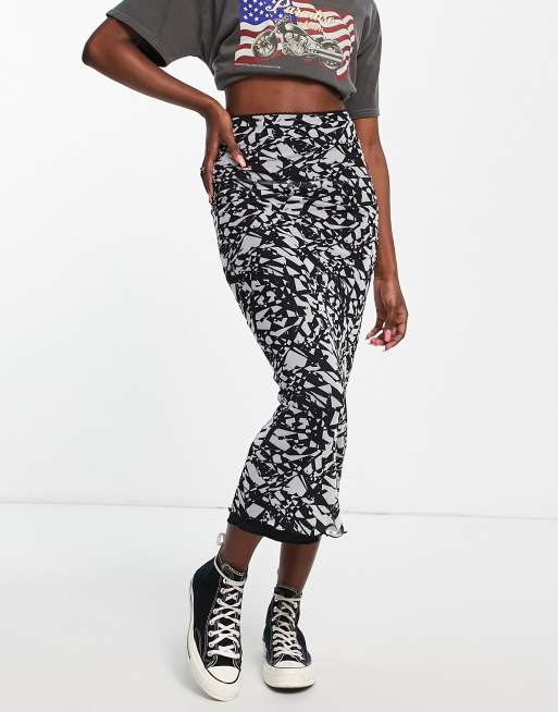 Topshop - Abstrakt mesh midinederdel i monokron abstrakt print