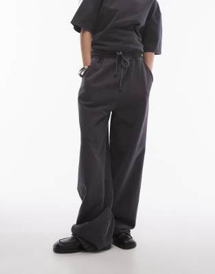 acid wash wide leg sweatpants in charcoal-Gray