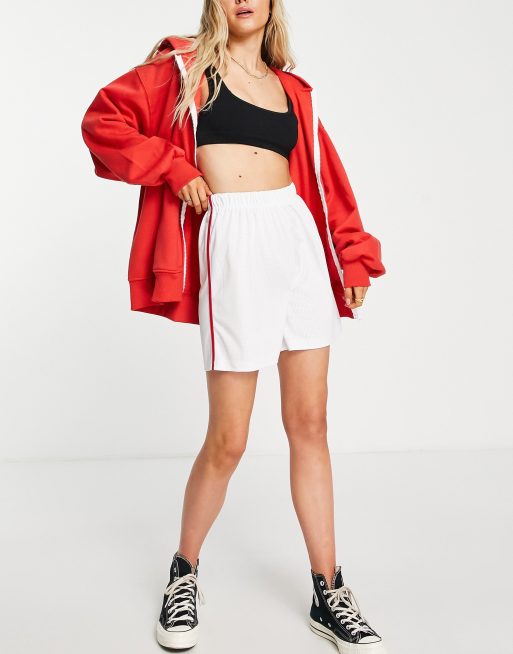 Topshop airtex runner short with contrast piping in white - part of a set, 4 of 4