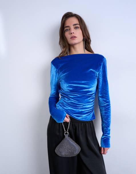 Topshop – Aksamitny niebieski top z długimi rękawami i drapowanym tyłem - view 1
