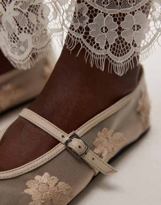 Topshop Alex embroidered flower ballet shoes in off white