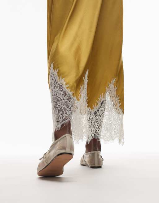 Topshop Alex embroidered flower ballet shoes in off white, 4 of 4