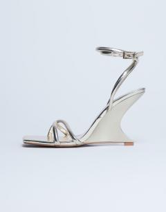 Alexa sculptured wedge sandal in gold