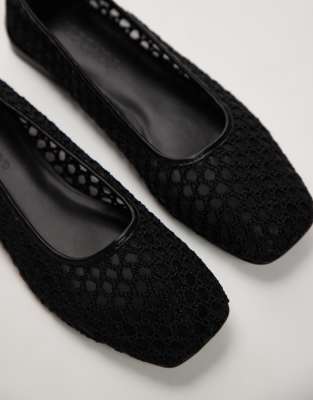 Topshop - Amara - Ballerinas aus Netzstoff in Schwarz mit Häkelmuster