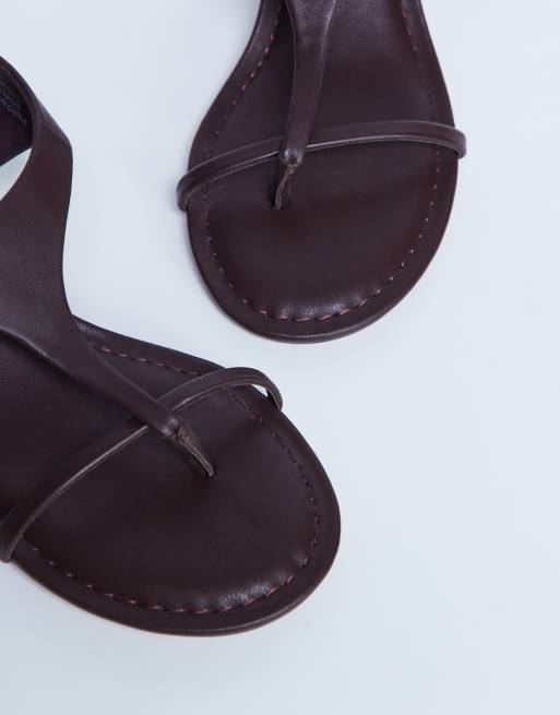 Topshop - Amber - Teensandalen met halfhoge hak in bordeauxrood, 3 van 4