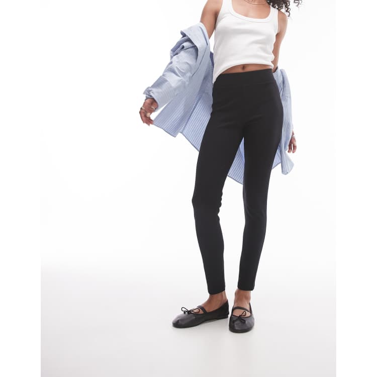 Topshop – Angeraute, gerippte Leggings in Schwarz ASOS