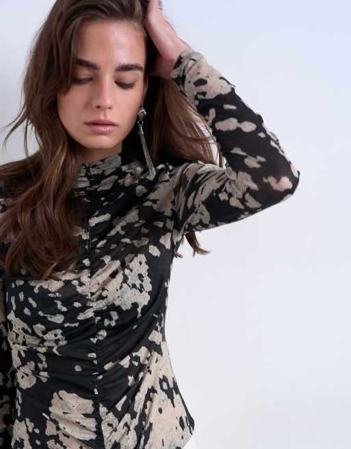 Topshop animal mono spot print ruched long sleeve top in black, 3 of 4