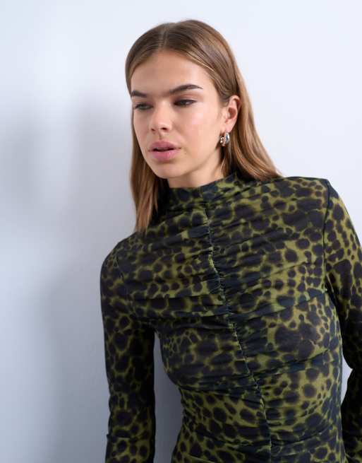 Topshop animal spot print ruched long sleeve top in black, 3 of 4