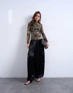 Animal striped print ruched long sleeve top in multi