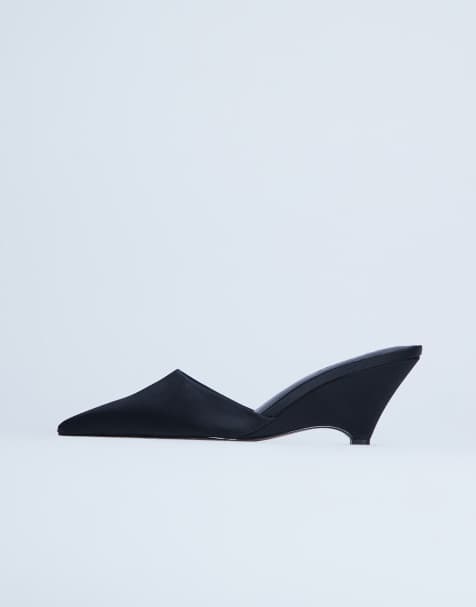 Topshop Annie wedge closed toe shoe in black - view 1