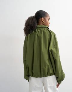 Model wearing Anorak in khaki