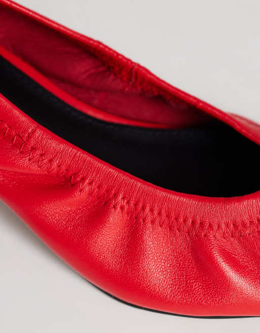 Topshop Arizona real leather ruched kitten heel court in red, 3 of 4