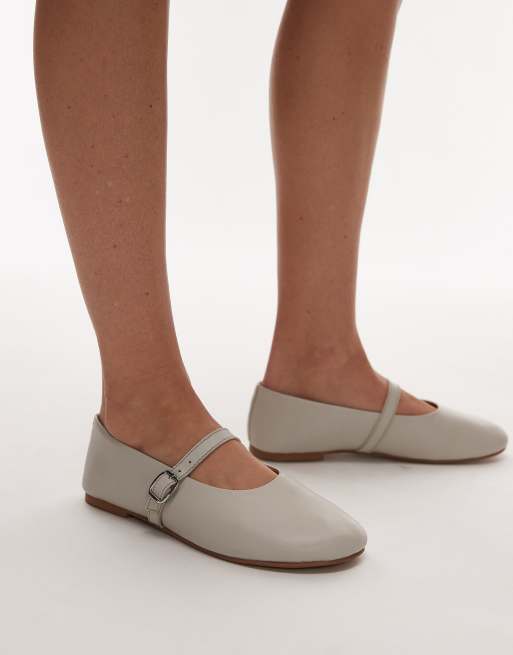 Topshop - Ash - Ballerines froncées en cuir avec boucle - Blanc cassé