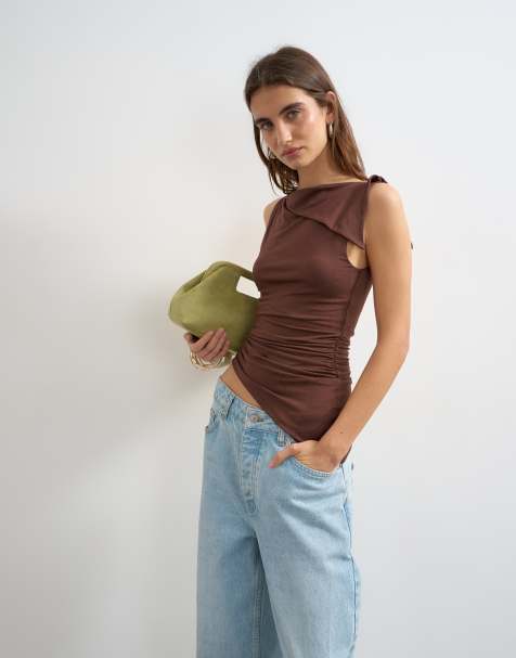 Topshop - Asymmetrische tanktop met gestrikte schouder in chocoladebruin - view 1