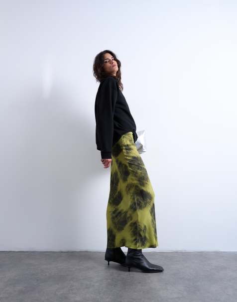 Topshop – Asymmetrischer Maxirock in Grün mit verschwommenem Blumenprint - view 1