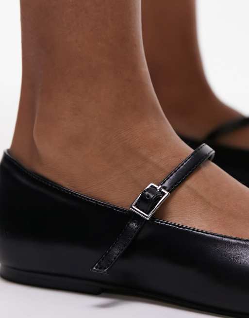 Ballet flats with detachable strap · Brown · Flat Shoes