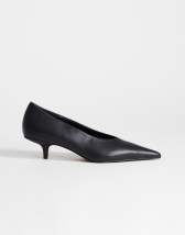 Topshop Avril kitten heel mid court shoe in black