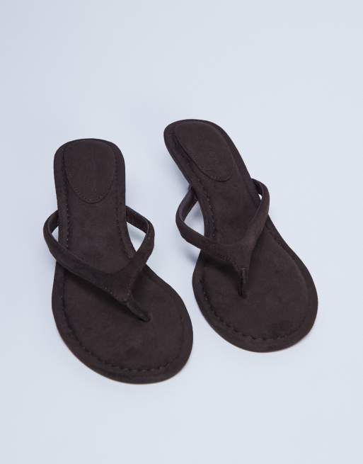 Topshop - Axel - Brune sandaler med tårem og mellemhøj hæl, 4 af 4