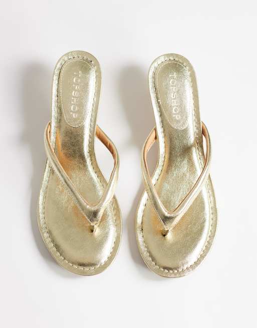 Topshop - Axel - Teensandalen met halfhoge hak in goud, 3 van 4