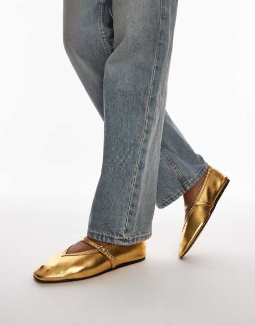 Topshop Babette leather v detail ballet flats in gold, 3 of 4