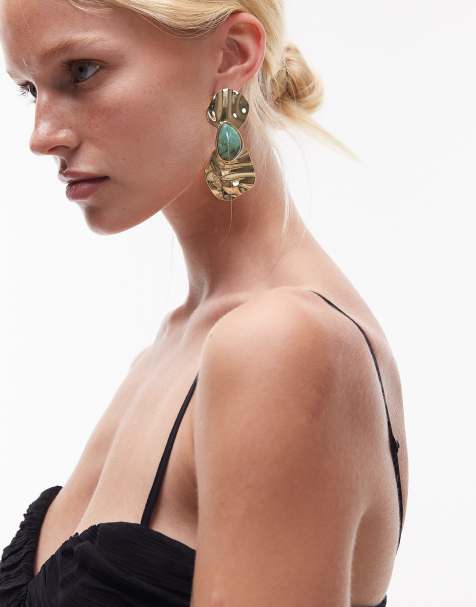 Topshop Bailey statement earrings with green stones in gold tone - view 2