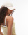 Thumbnail 3 van 4