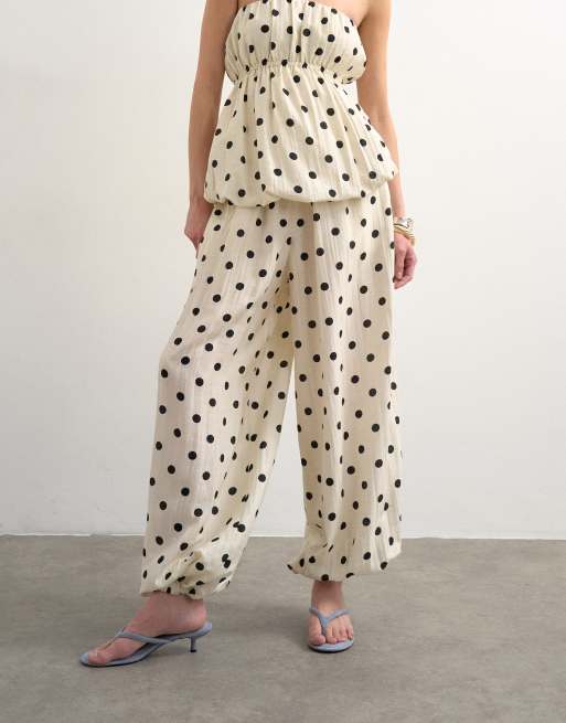 Topshop – Ballonhose in Weiß gepunktet, Kombiteil, 3 von 5