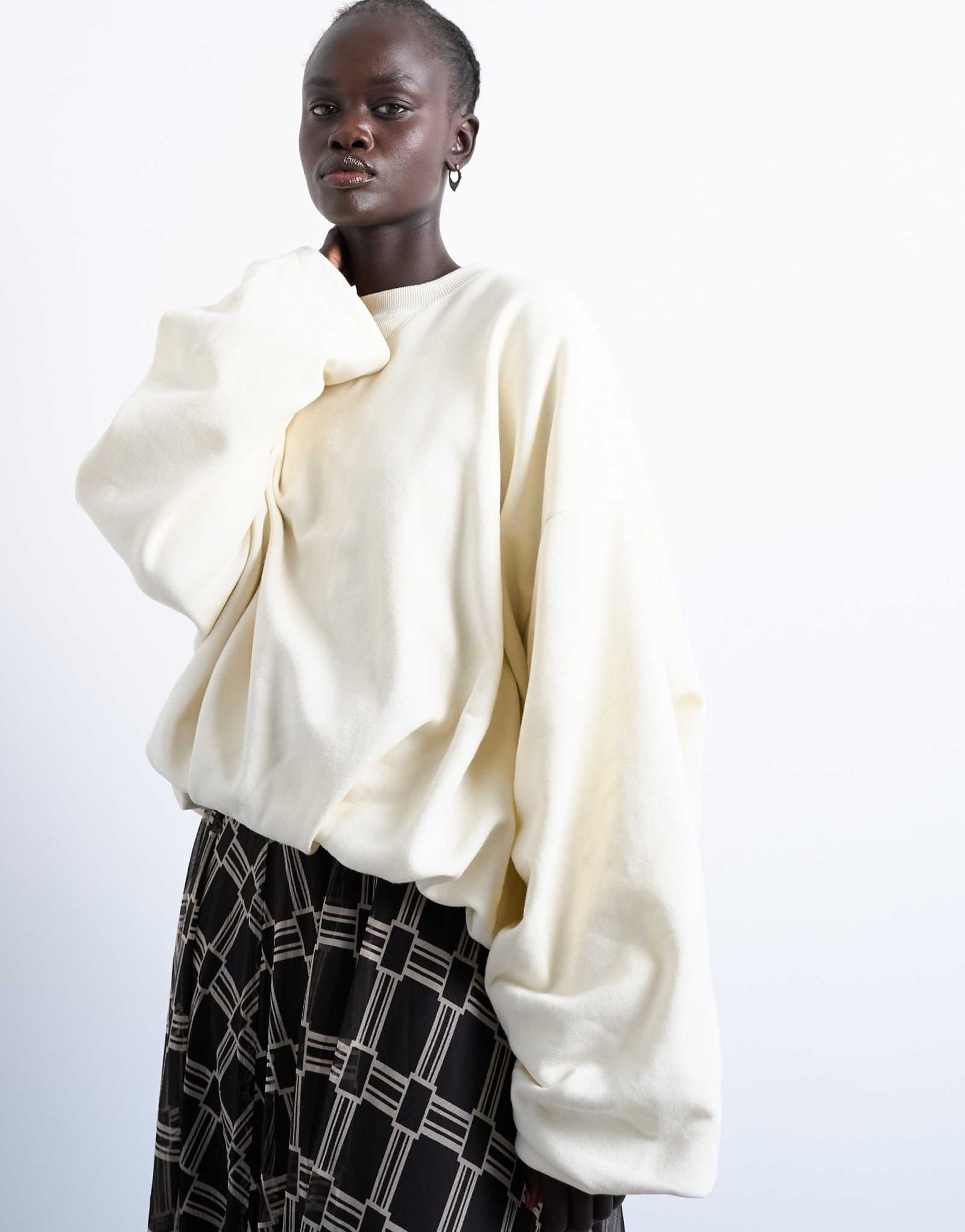 Толстовка с воздушным шаром Topshop цвета экрю