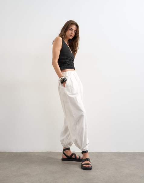 Topshop balloon trouser in white - view 1