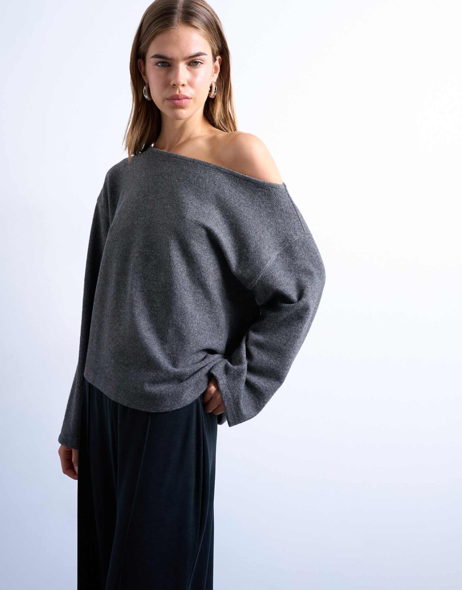 Асимметричный матовый топ Topshop bardot из серого вереска
