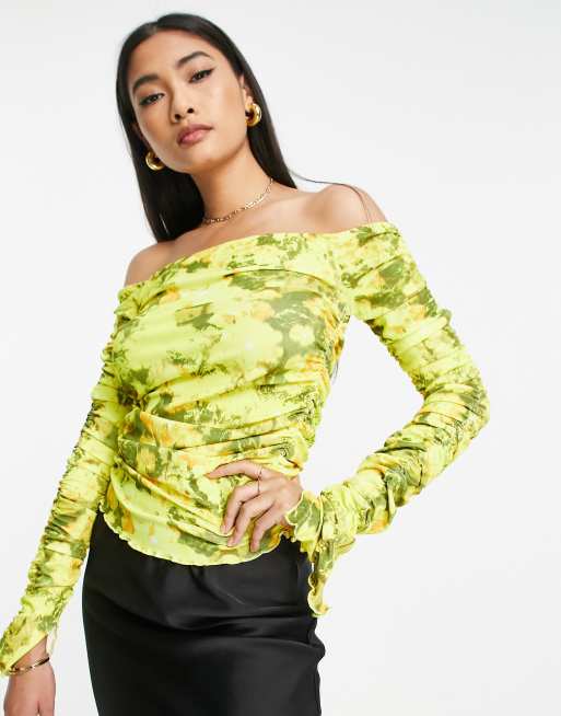 Topshop - Bardot-top van gerimpeld mesh met lange mouwen met ruches en vervaagde bloemenprint in geel