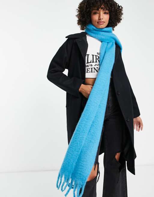 Topshop – Bardzo miękki niebieski szalik z grubej dzianiny, 4 z 4