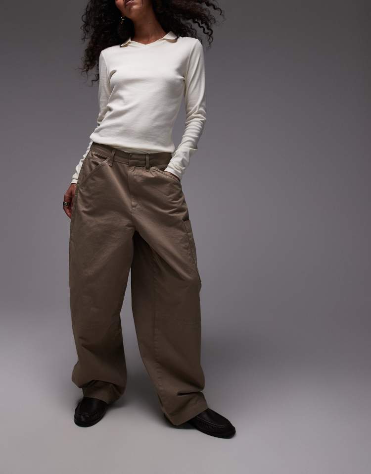 Topshop - Hose in Pilzbraun mit Ziernaht und abgerundetem Beinschnitt