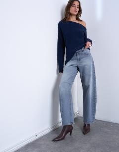 Model wearing Barrel mid rise jean in pretty grey