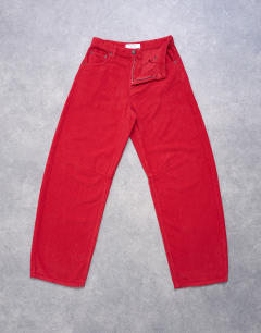 Model wearing Barrel mid rise jean in red cord