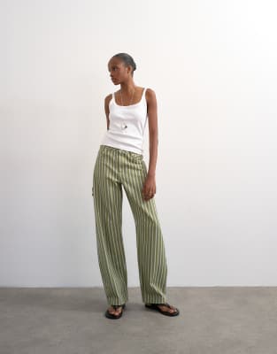 Topshop Barrel Mid Rise Jeans In Neutral