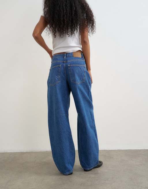 Topshop barrel mid rise jeans in mid blue, 2 of 5
