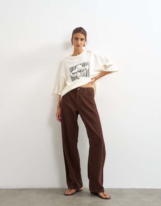 Topshop Barrel Mid-Rise-Jeans in Schokobraun Cord, 4 von 7