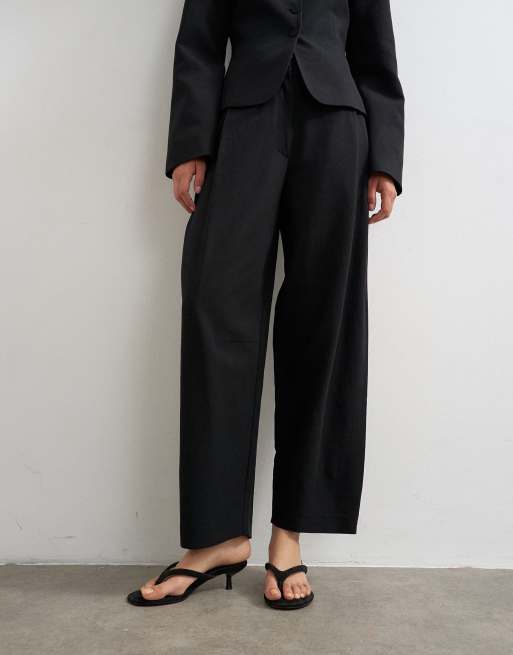 Topshop barrel pants in black (Part of a set), 2 of 5