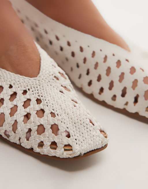 Topshop Beatti woven flat shoes in off white, 4 of 4