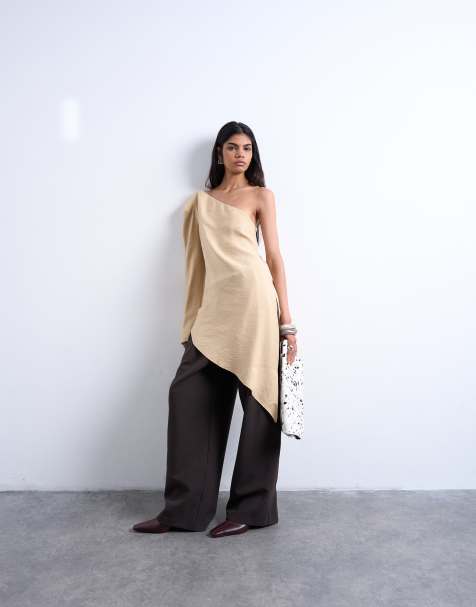 Topshop - Beige asymmetrisk top med skulderpuder i cupro - view 1