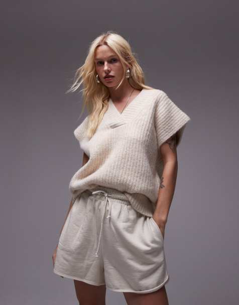 Topshop – Beige, fluffigt stickad och ribbad väst med v-ringning och avslappnad passform - view 1