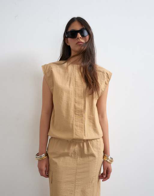Topshop - Beige utility-maxikjole med skjult knapstolpe og søjlesnit, 2 af 4