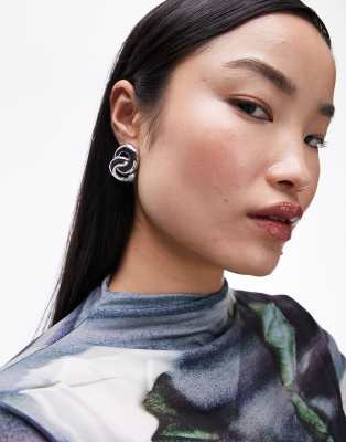 Topshop - Belgrade - Orecchini a bottone con maglie a cerchio color argento