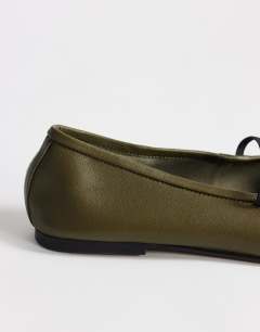 Model wearing Bella leather round toe ballet flat in khaki
