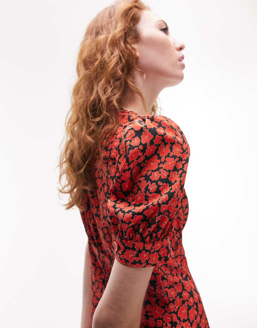 Topshop - Bella - Tea-minikjole med V-hals og rødt blomstermønster, 3 af 4
