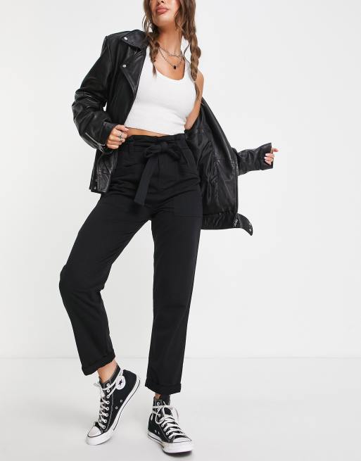 Pounding aften leder Topshop belted high waist jeans in black | ASOS