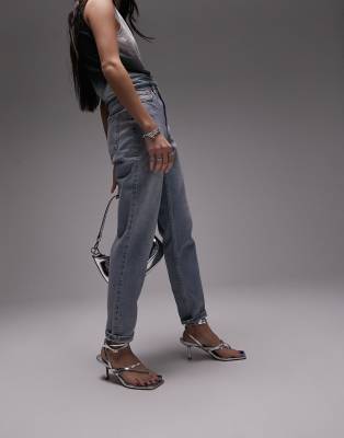 Topshop - Bequeme, elastische Mom-Jeans in Bleach-Waschung mit hohem Bund-Blau